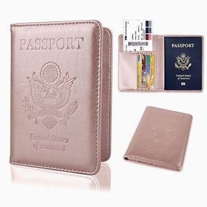 ✈️✨Passport Holder!✨✈️